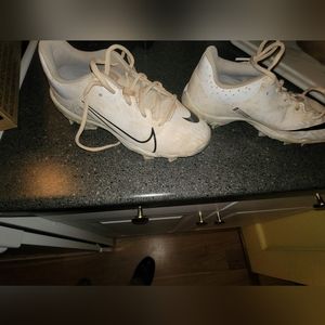 Girls softball cleats